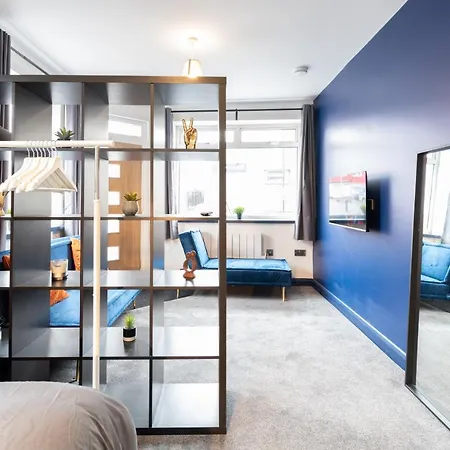 Apartment Mural By Mycityhaven